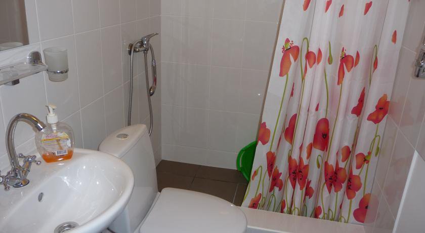 Гостиница Guest House Rozoviy Sad Геленджик